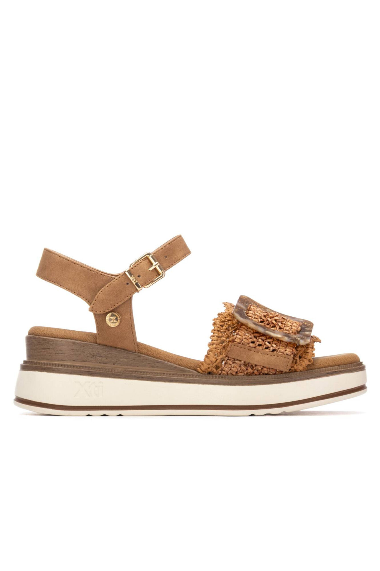 XTI Sand&aacute;lia cunha pala larga e pulseira