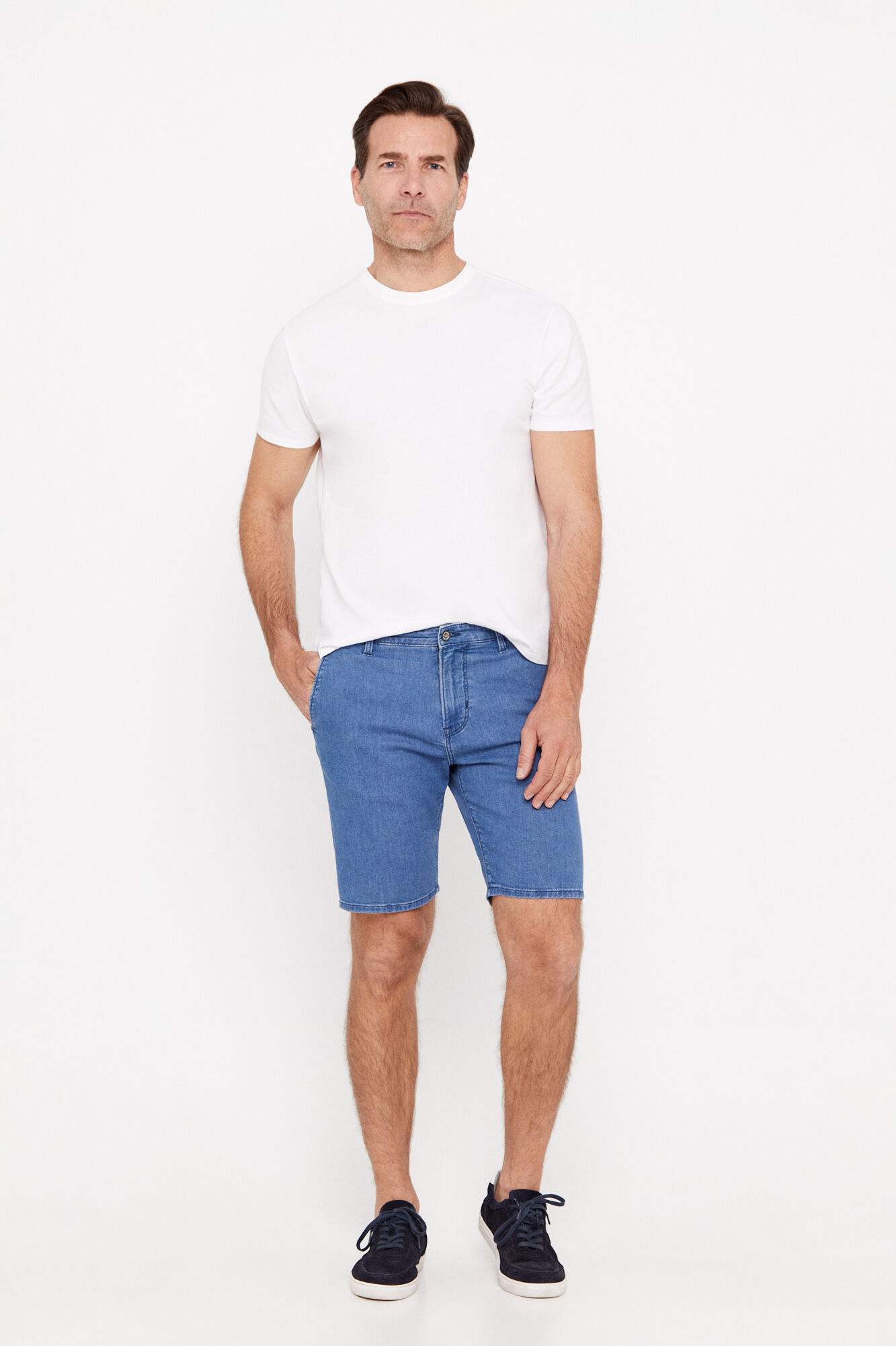 Medium denim Bermuda shorts Men s Bermuda shorts Cortefiel