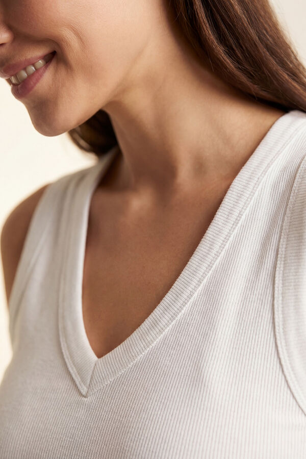 Vero Moda T-shirt sem mangas gola em bico Branco