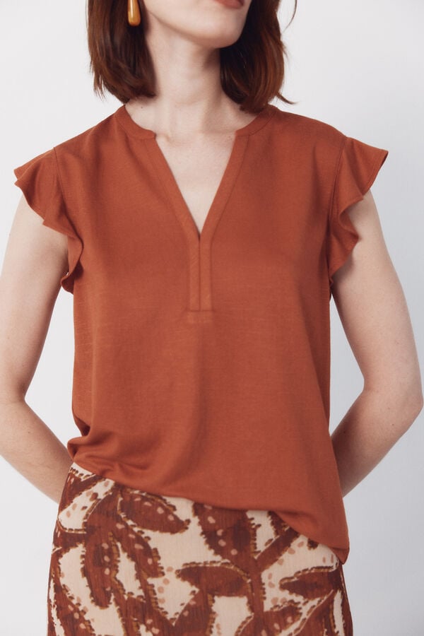 Cortefiel Flounced sleeve t-shirt Brown