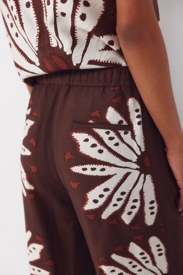 Cortefiel Print trousers positioned Printed brown