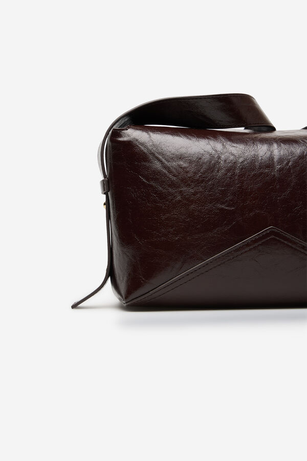 Cortefiel Shoulder pocket cuts Maroon