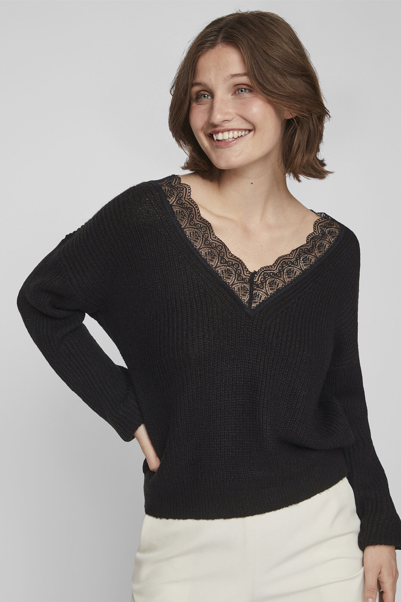 Lace trim jumper Women s jumpers and cardigans Cortefiel