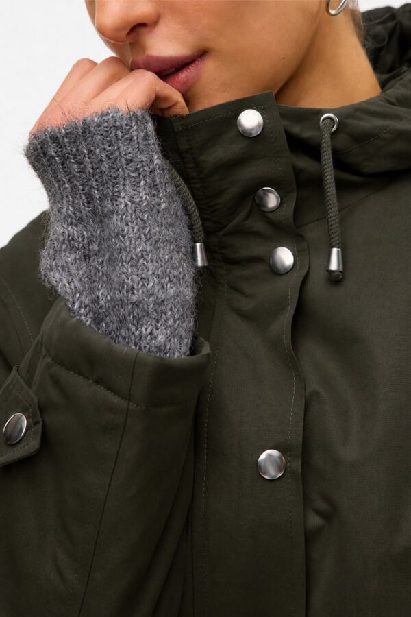 Vero Moda Blus&atilde;o leve com capuz Verde