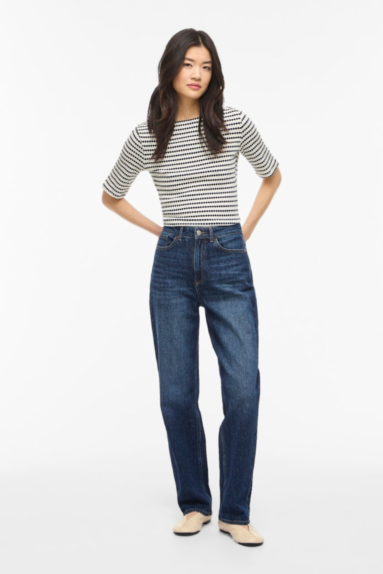 Vila Top de manga 2/4 com gola barco