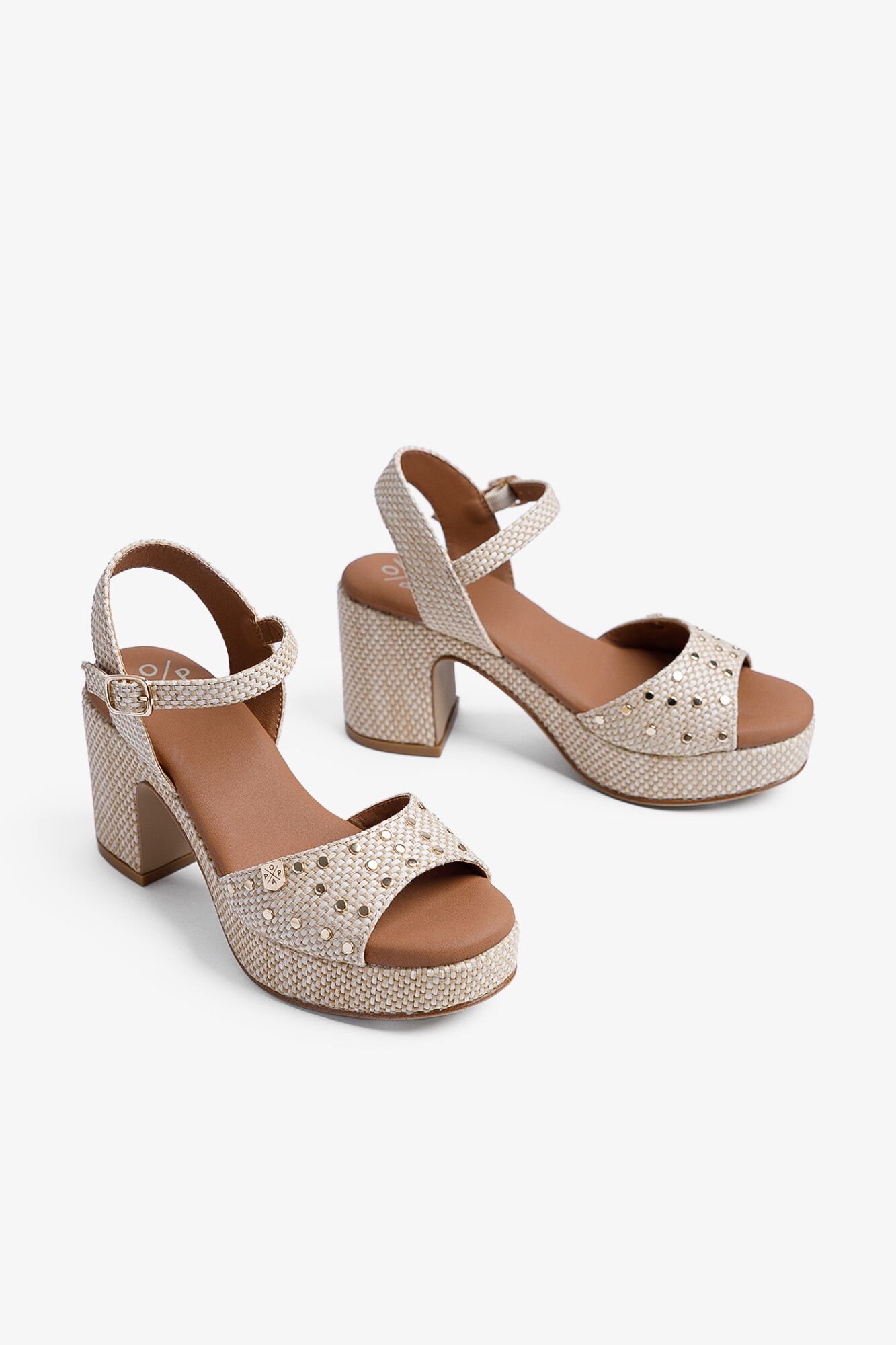 Popa Sand&aacute;lia cunha salto senhora Daira R&aacute;fia