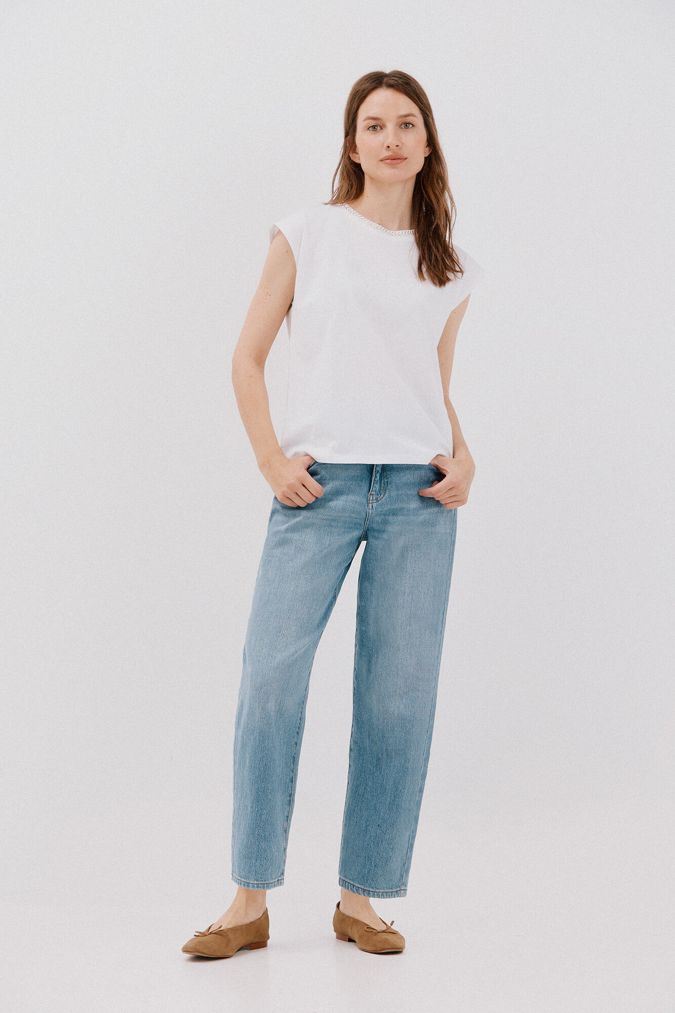 Cortefiel T-shirt decote em bico