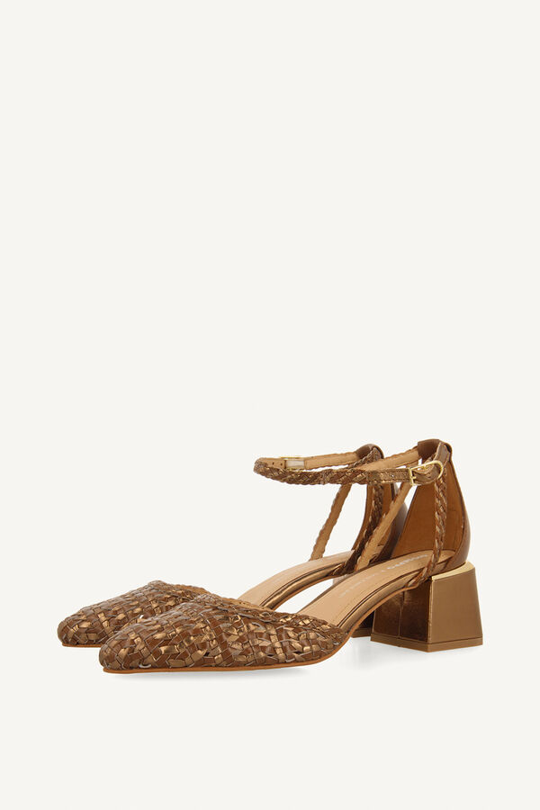 Gioseppo Zapatos de salón piel trenzada Camel