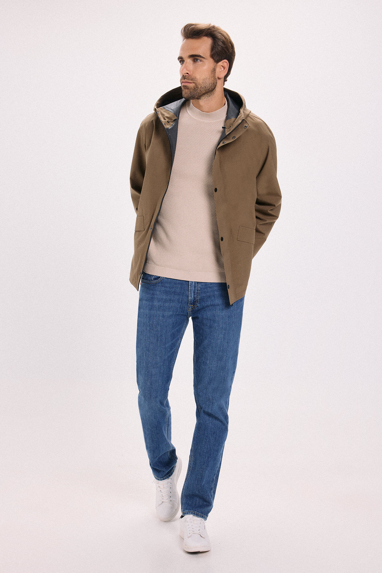 Jack & Jones Blus&atilde;o imperme&aacute;vel de corte regular