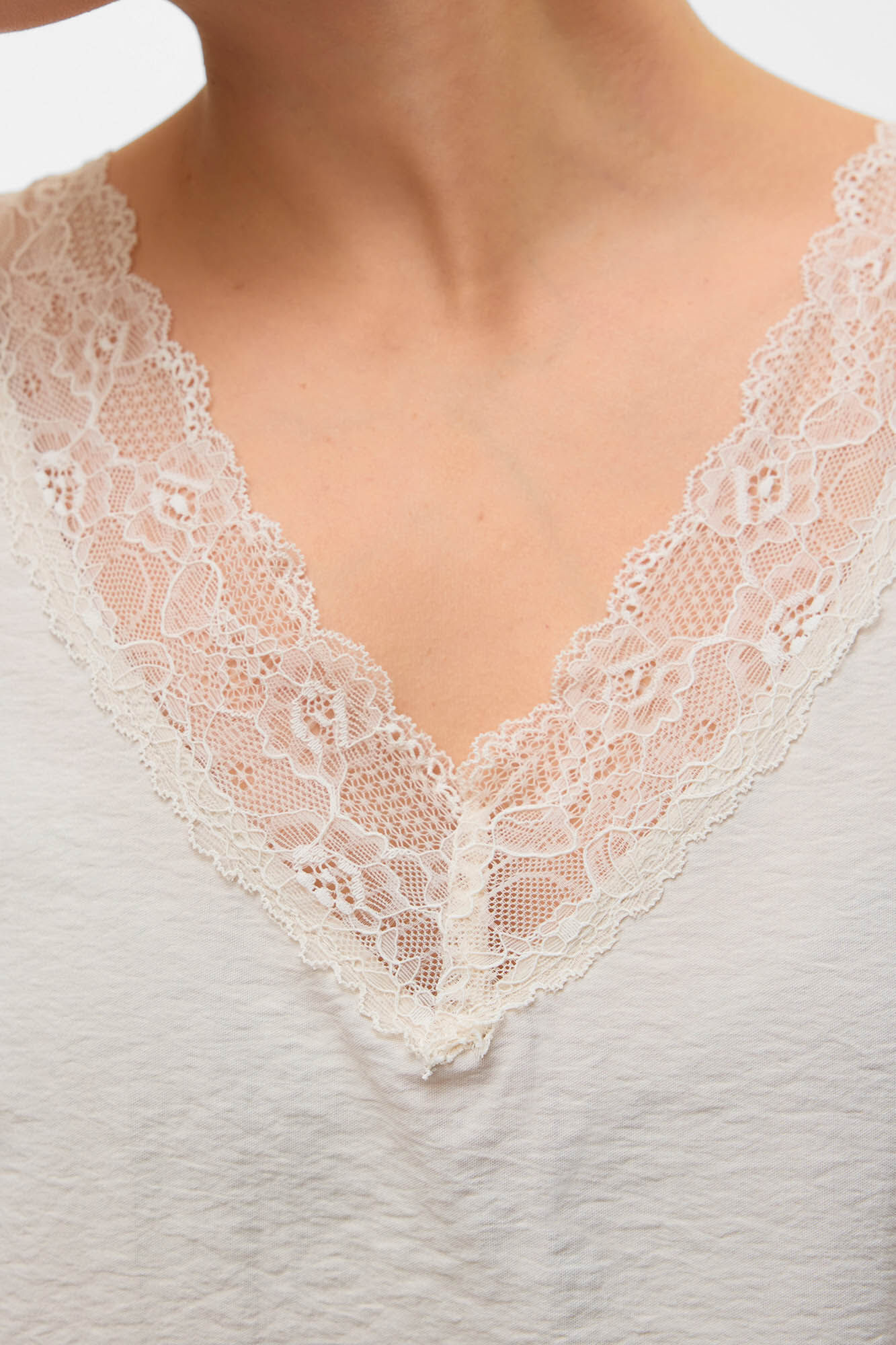 Vero Moda Camiseta con encaje de manga corta