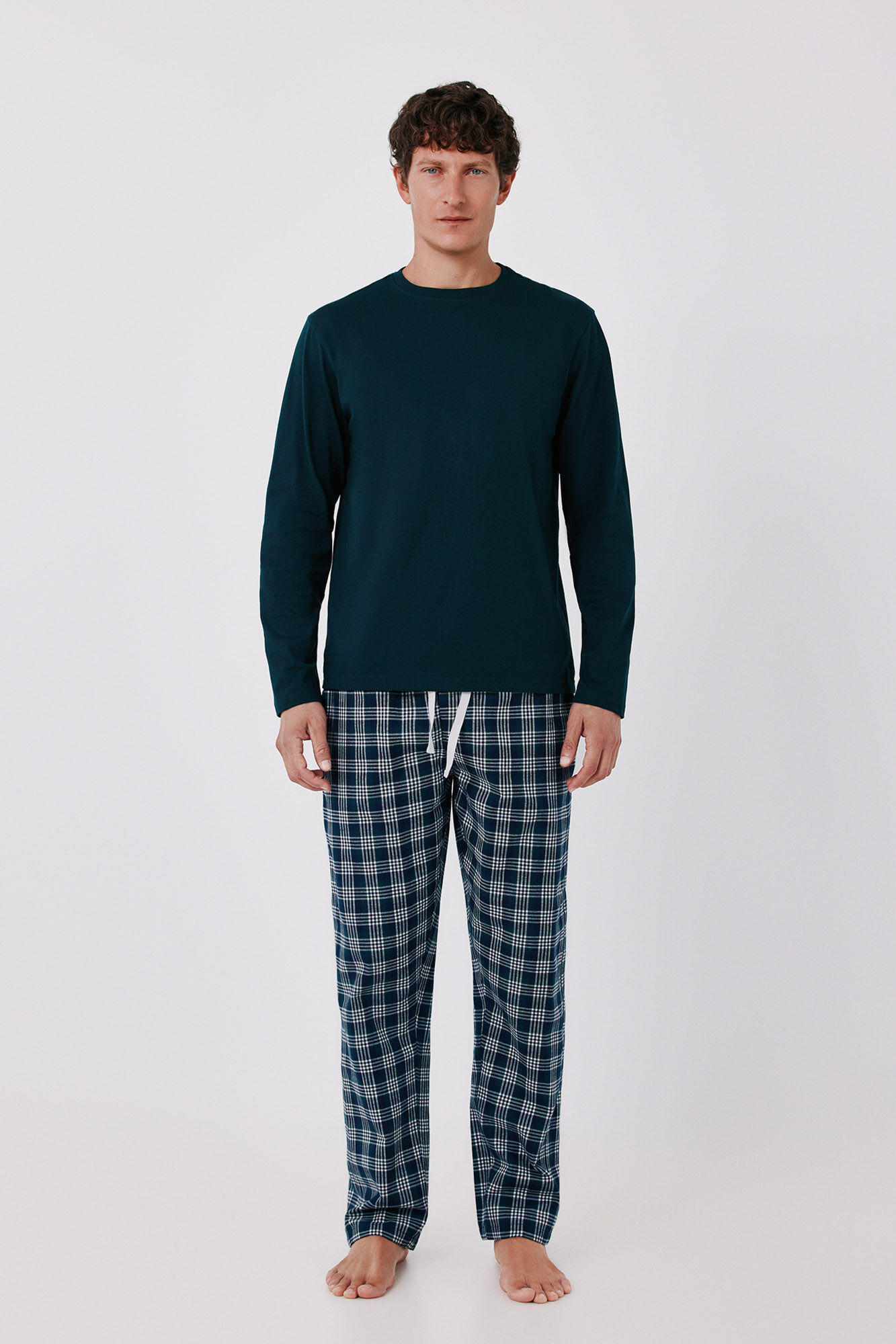 Cortefiel Jersey-knit and fabric pyjamas set
