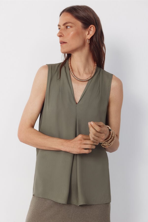 Cortefiel Fluid pleated blouse Green