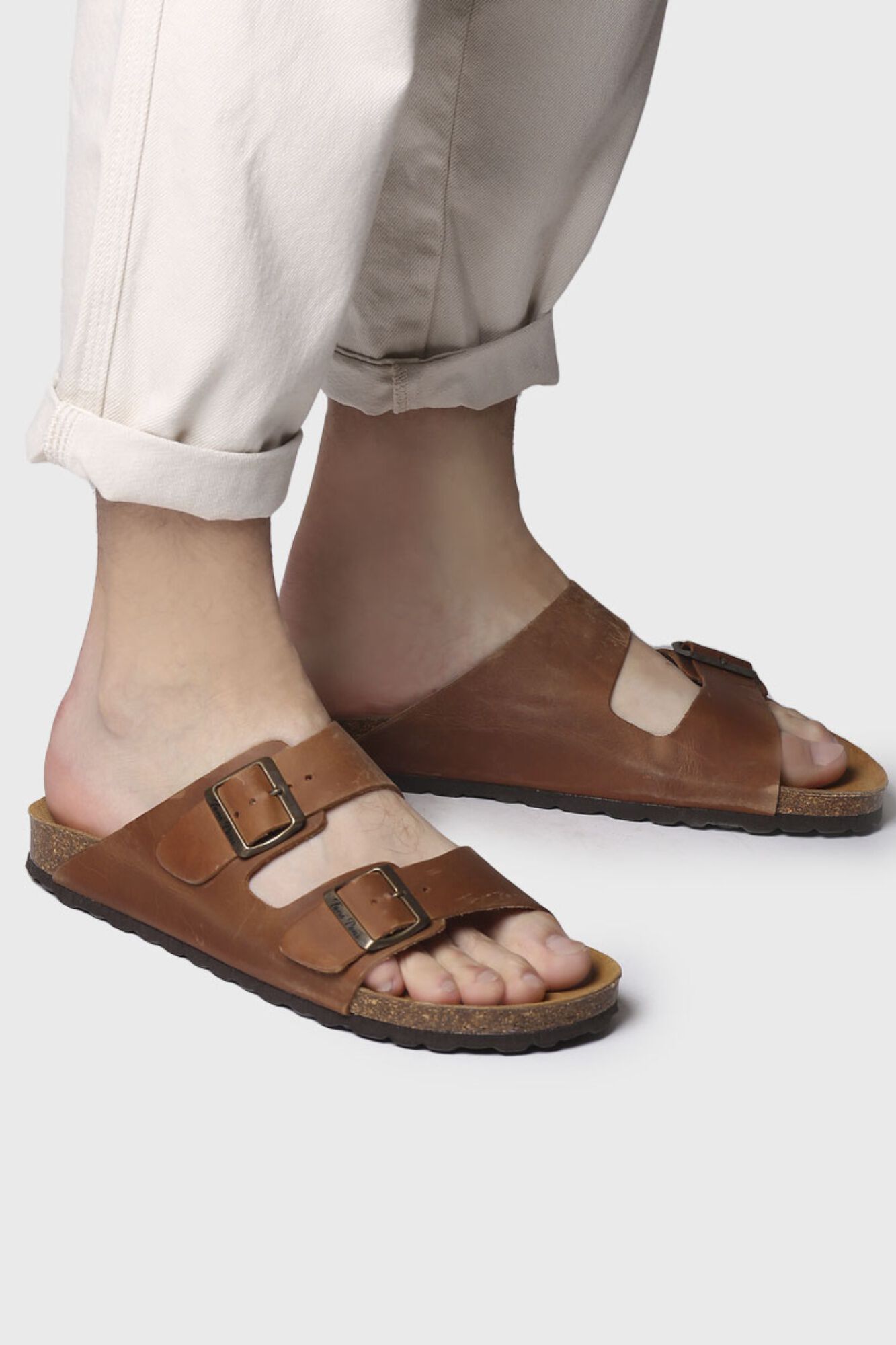 Toni Pons Sand&aacute;lia de homem em pele