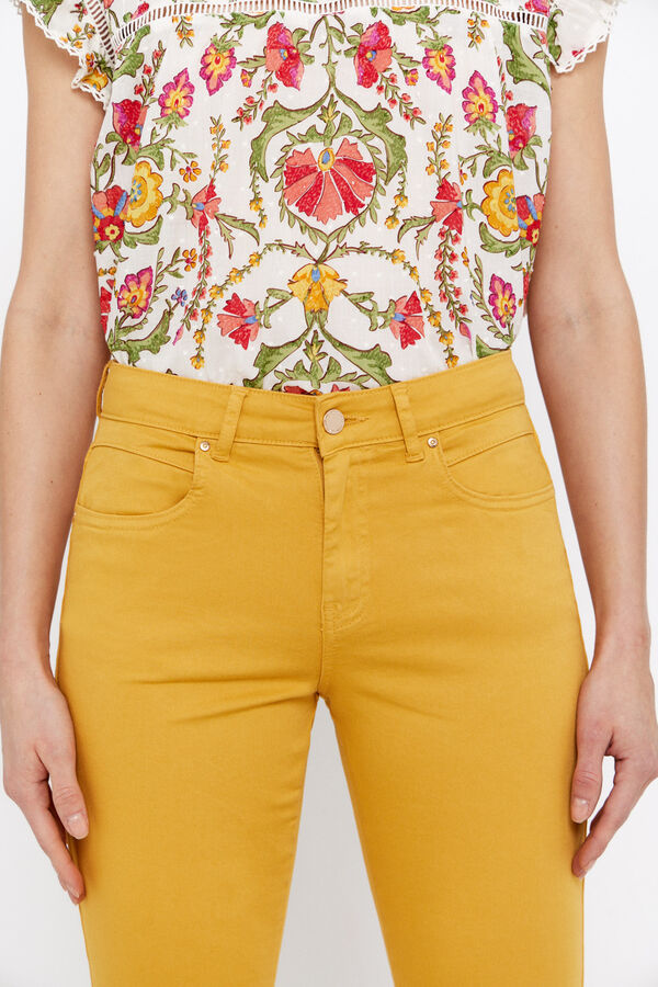 Cortefiel Coloured cropped-fit skinny trousers Yellow