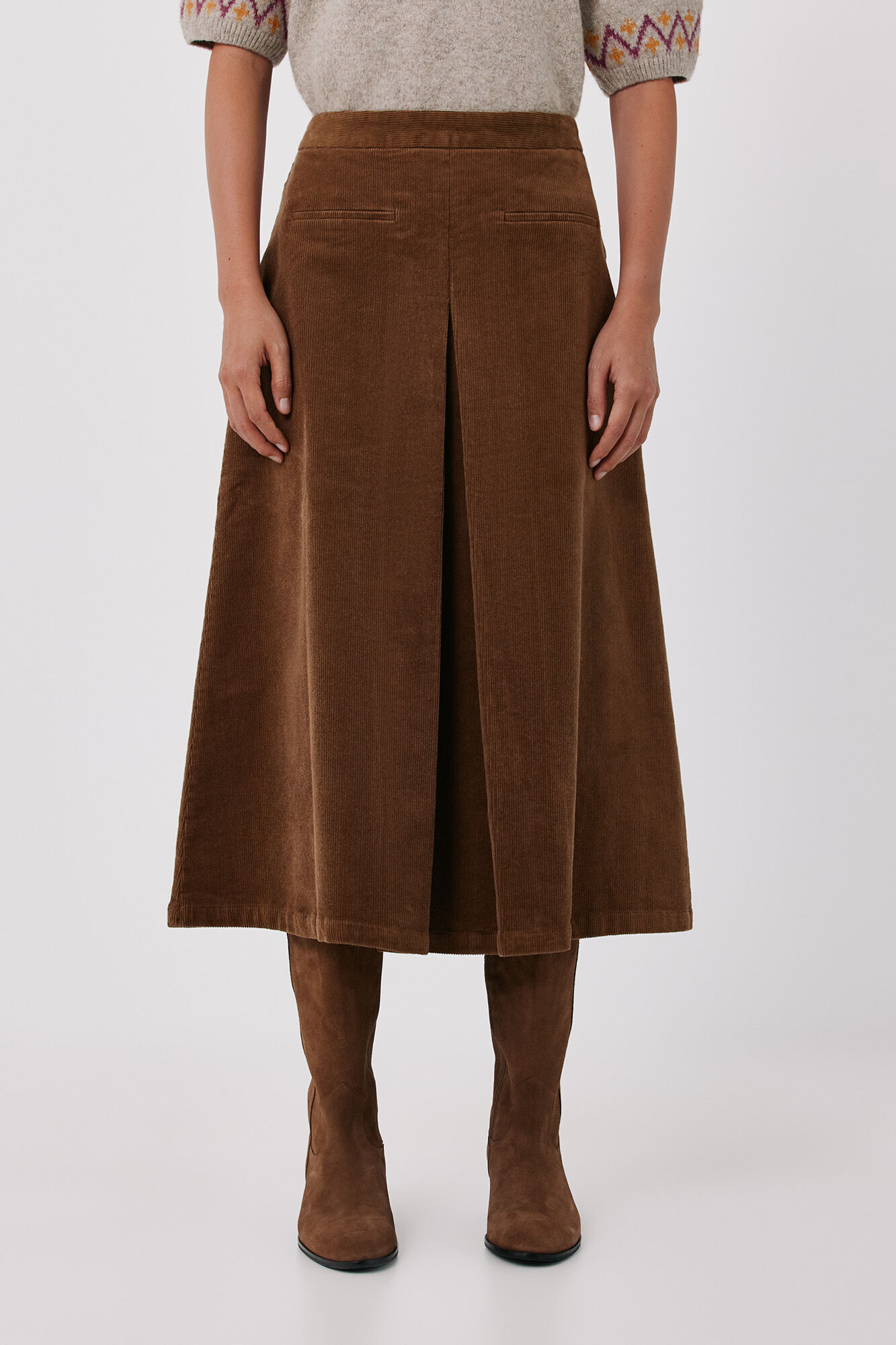 Cortefiel Corduroy piping pocket skirt