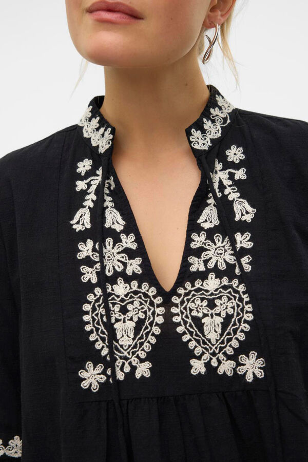 Cortefiel Long sleeve shirt with embroidered details  Black