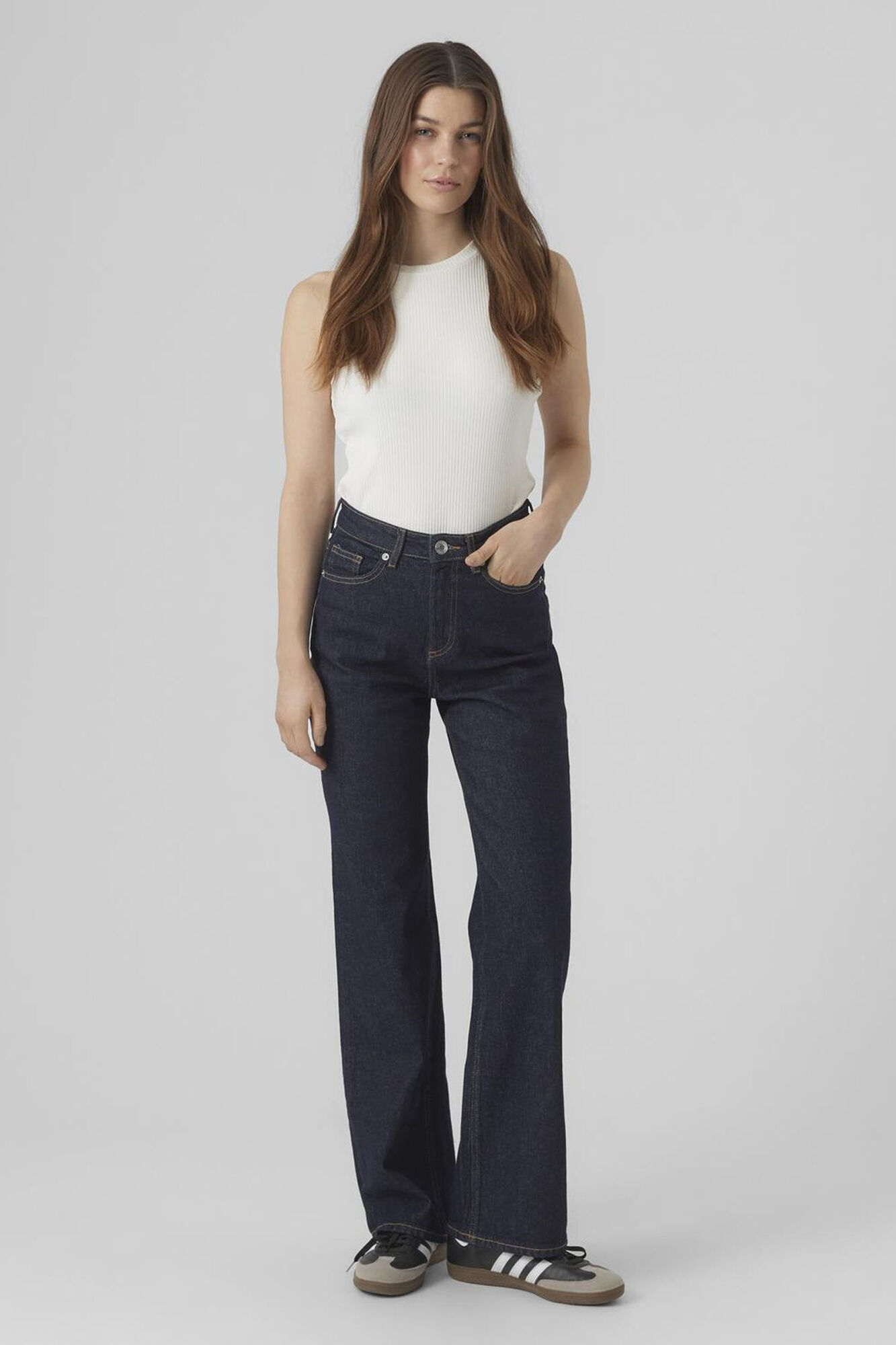 Pantalon vaquero ancho Pantalones vaqueros de mujer Cortefiel