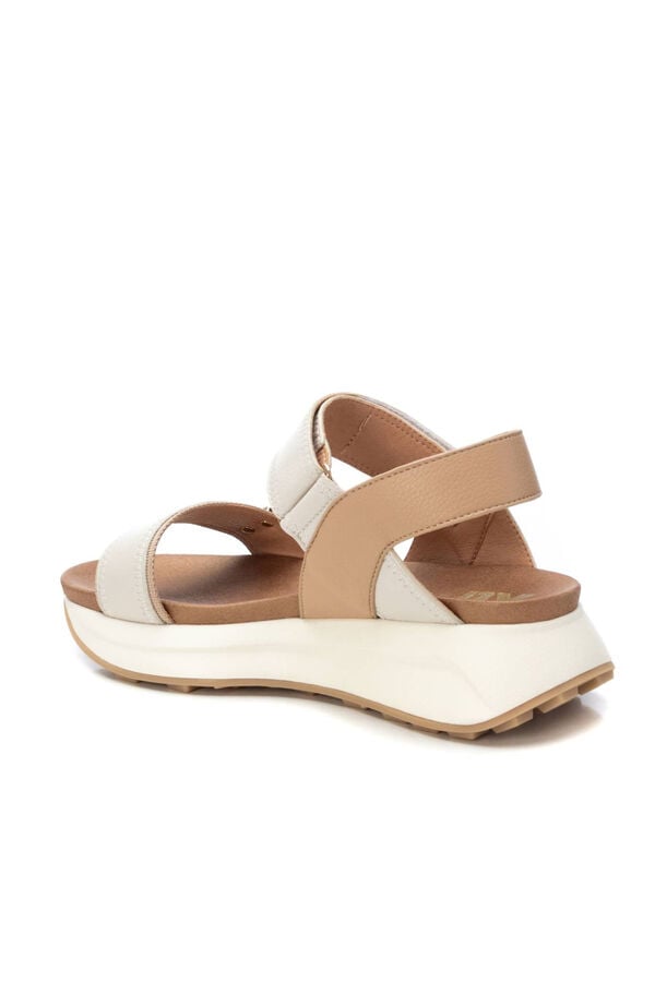 XTI Sand&aacute;lia de pala dupla com fecho adesivo Castanho