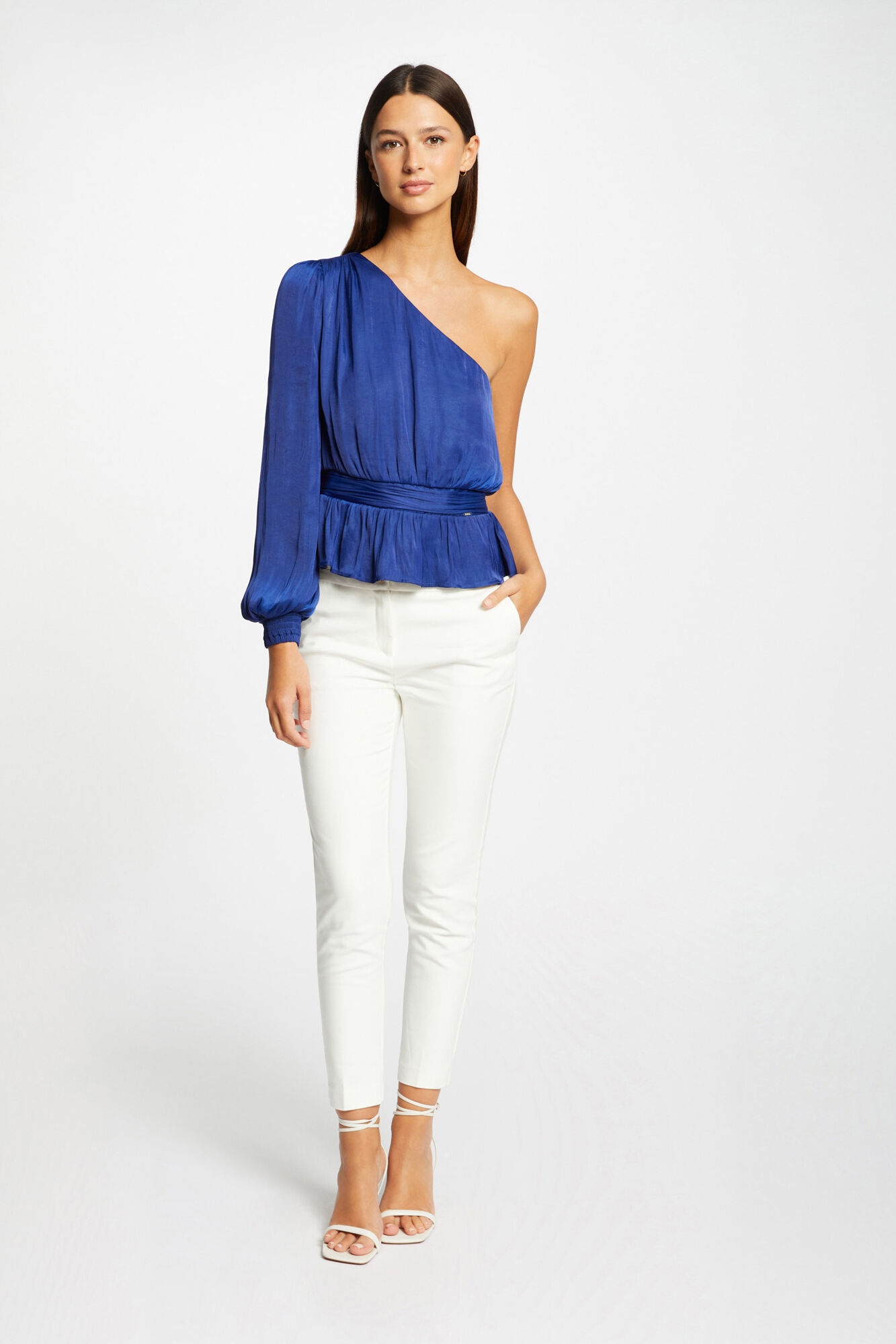 Blusa asim trica rizada Blusas de mujer Cortefiel