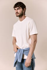 OOTO T-shirt b&aacute;sica lavada Tostado