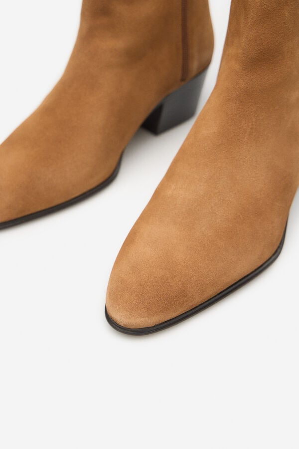 Cortefiel Suede split leather boot Nude