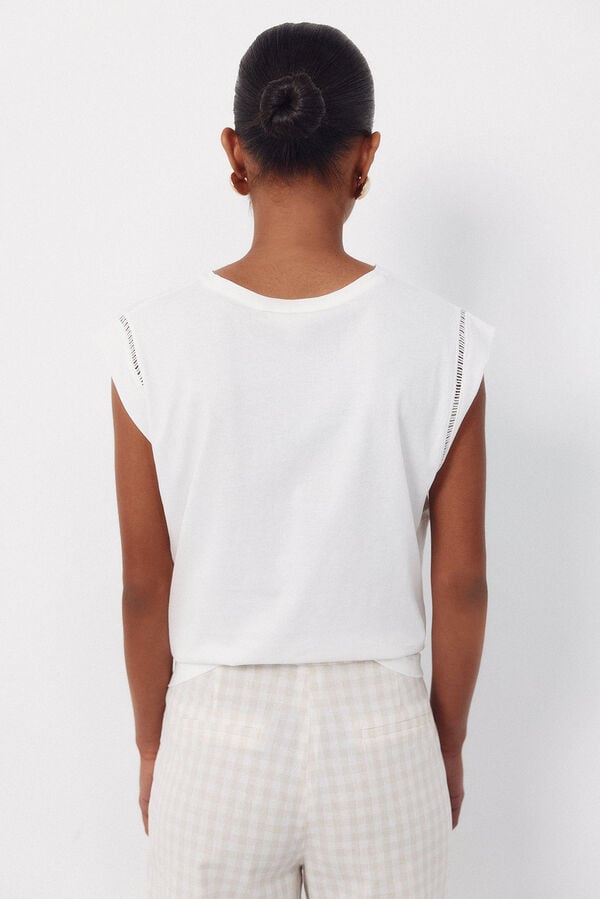 Cortefiel T-shirt with lace trim at the armhole White