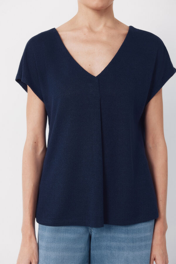 Cortefiel T-shirt with a rustic look Navy