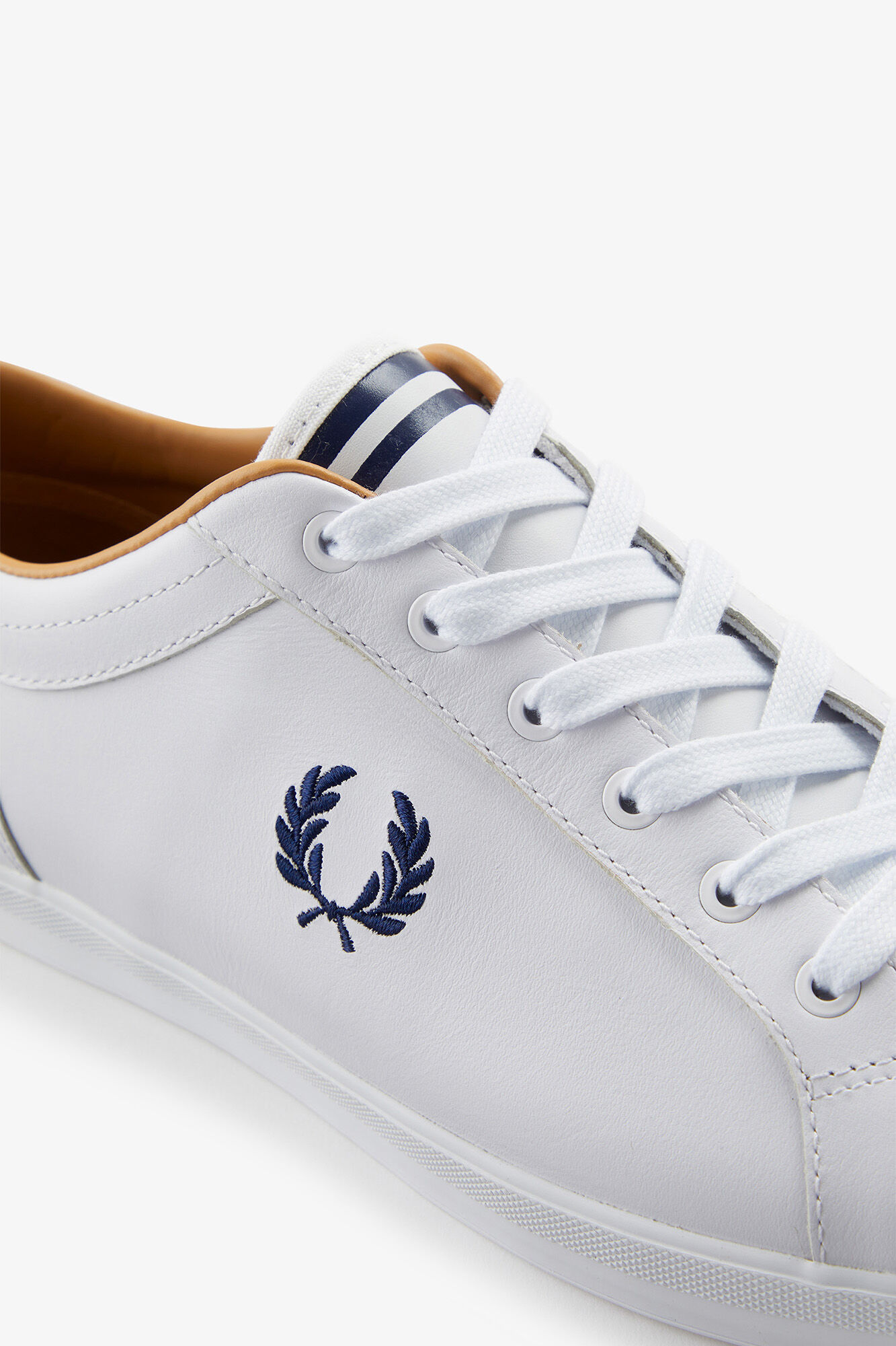 Fred perry baseline leather trainers discount