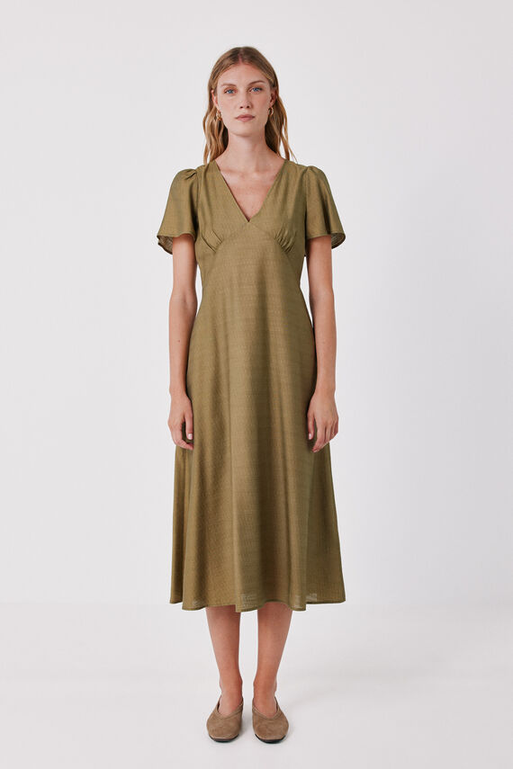 Vestido pico manga vuelo