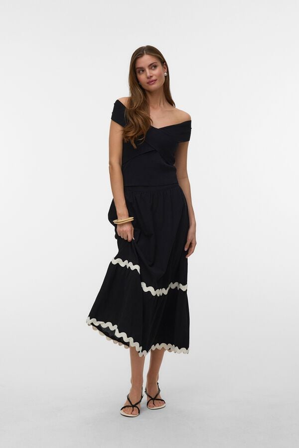 Vero Moda Embroidered detail long skirt Black