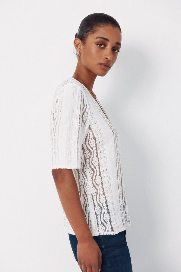 Cortefiel Top fits neckline v White
