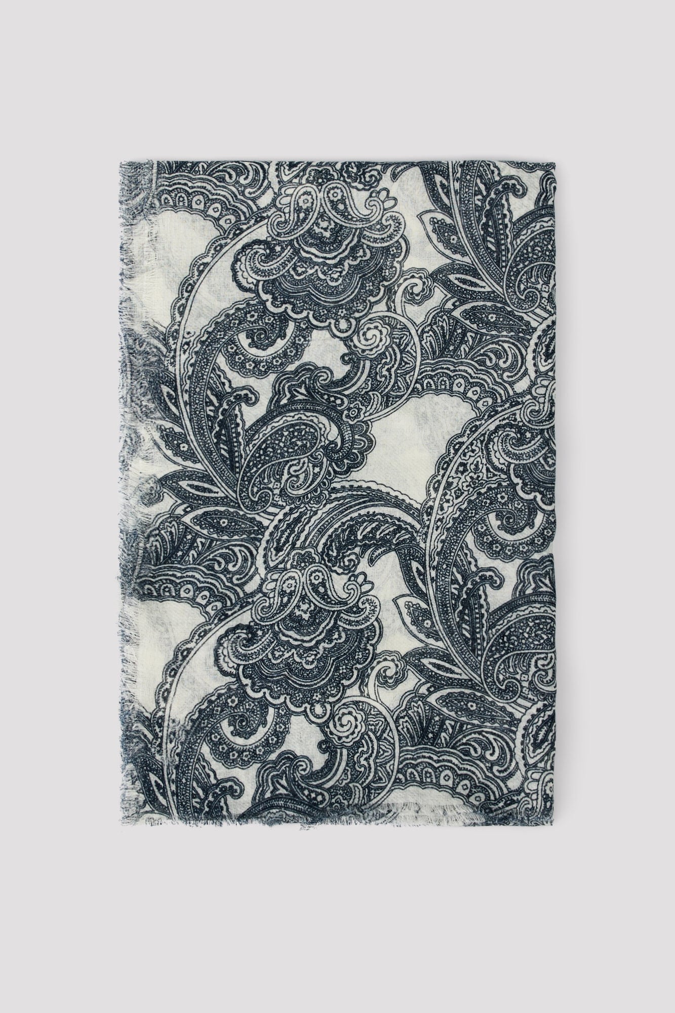 Cortefiel Paisley print scarf