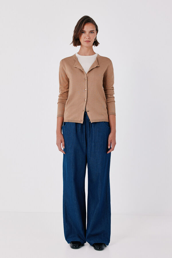 Cortefiel Basic knit jacket Nude