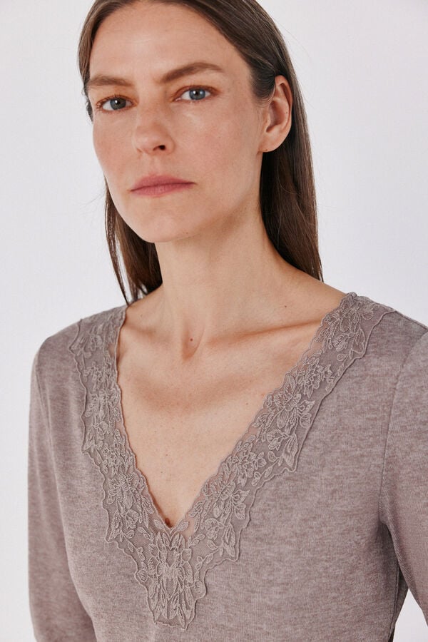 Cortefiel Lace neckline T-shirt Beige
