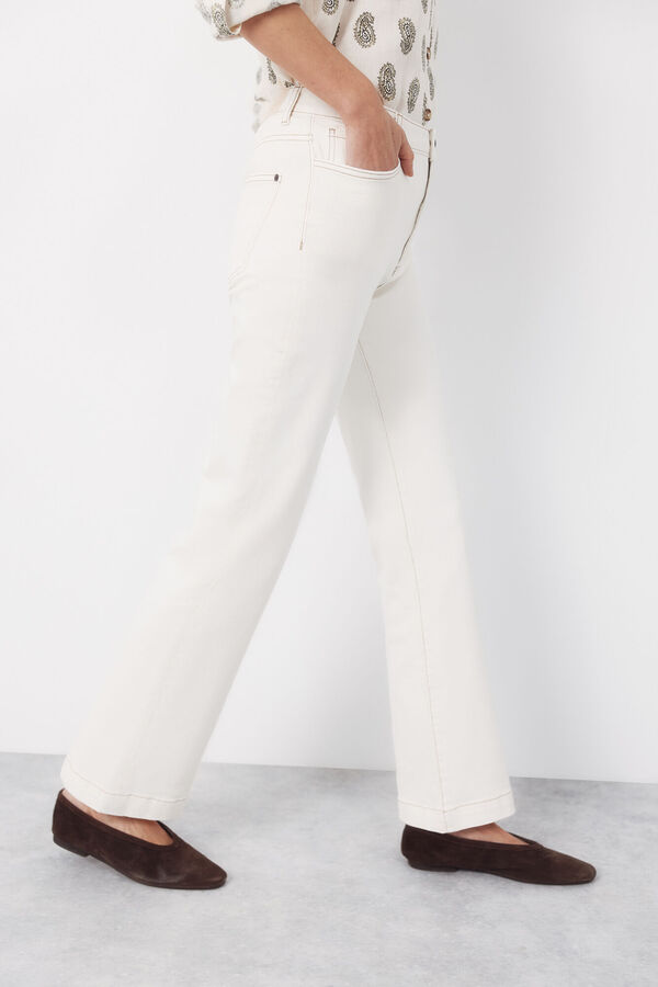 Cortefiel Jeans Bootcut Ivory