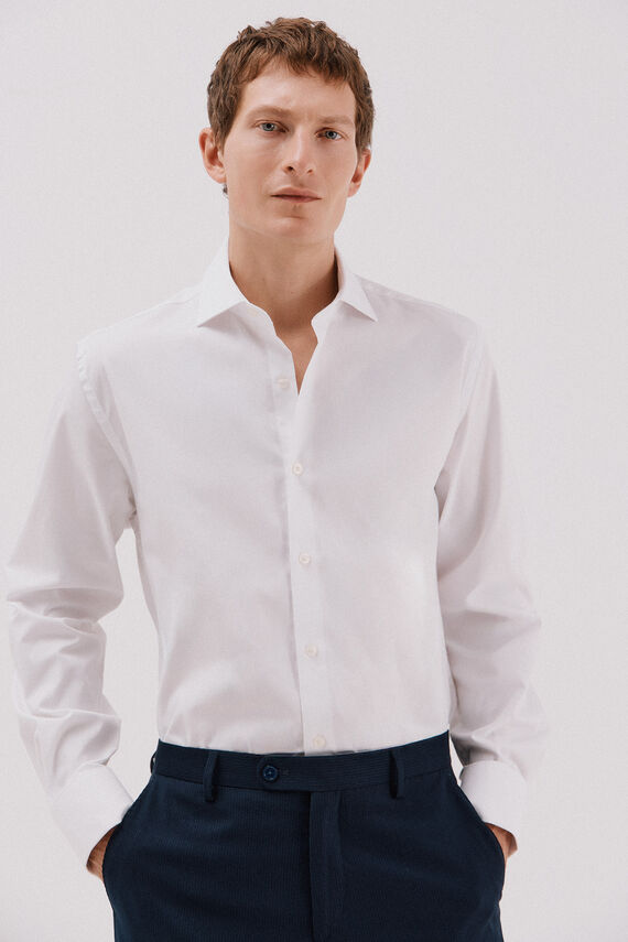 Camisa gemelos lisa fácil plancha