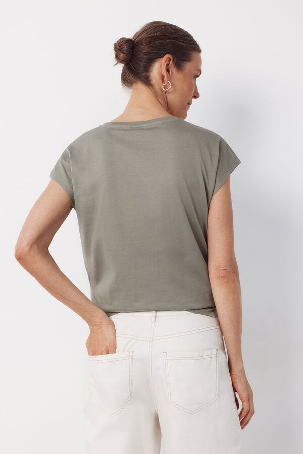 Cortefiel Basic t-shirt with gold buttons Kaki