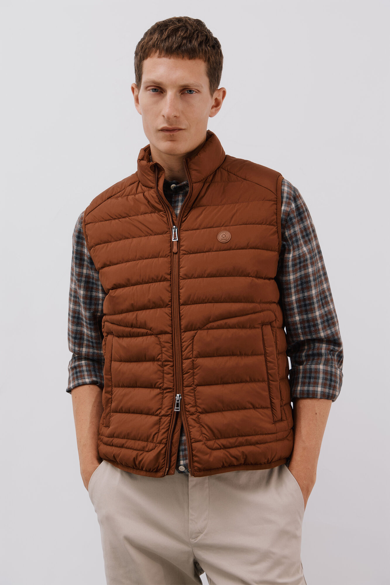Cortefiel Ultra-light quilted gilet