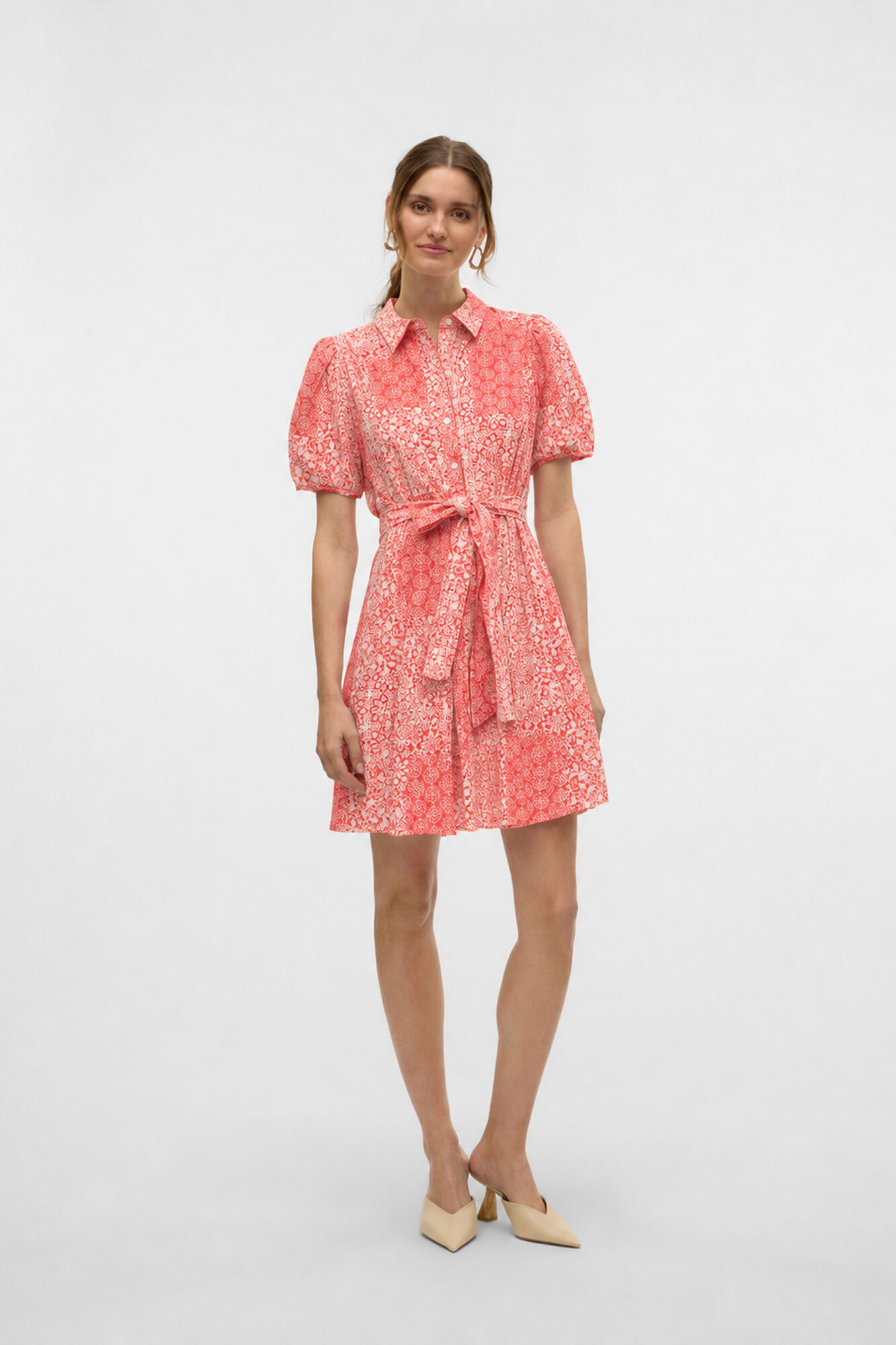 Vero Moda Vestido camiseiro curto