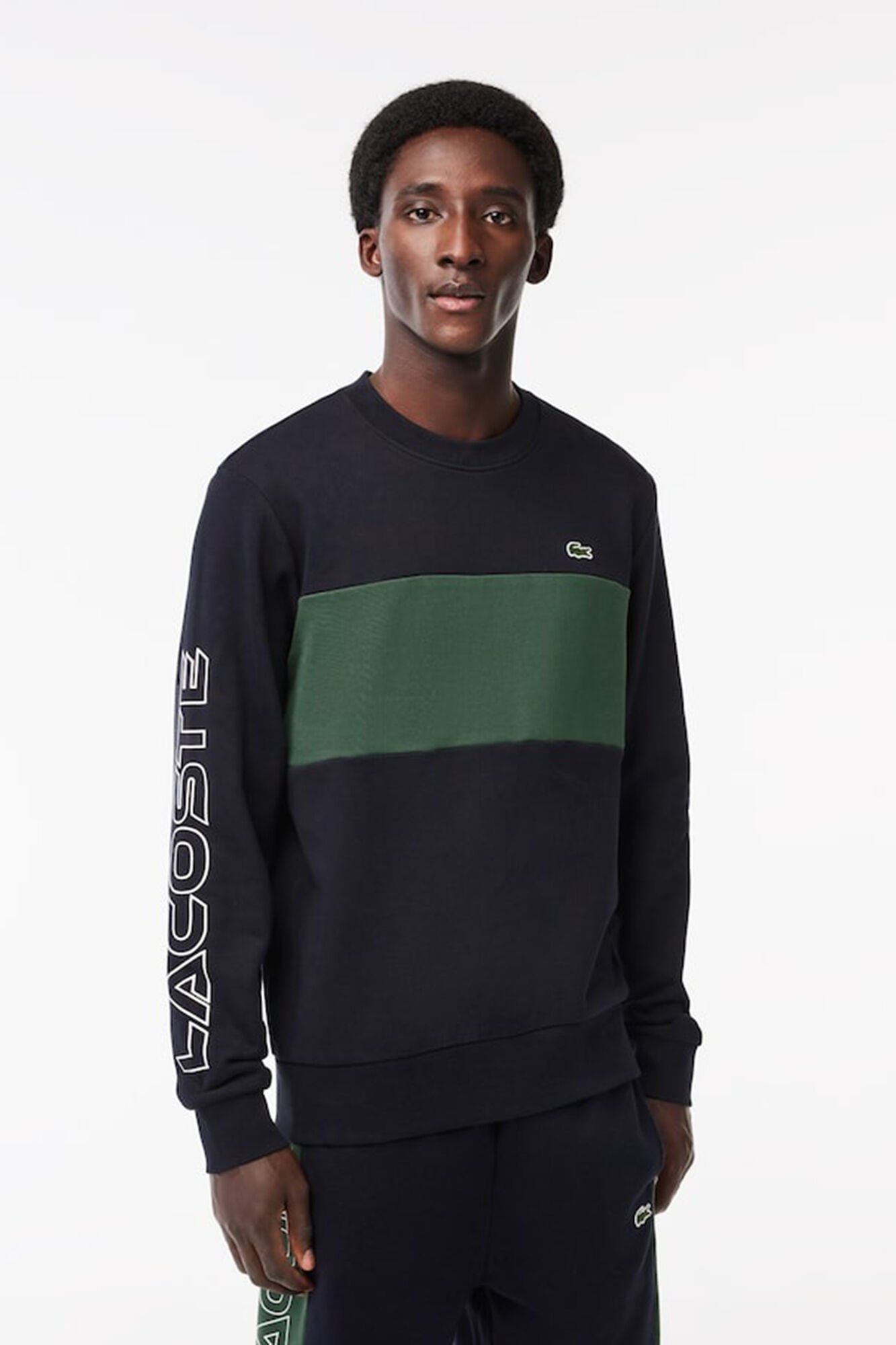 Lacoste Classic Logo Sweatshirt Black Green Men s sweatshirts Cortefiel