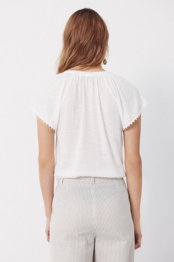 Cortefiel Flowy t-shirt with trim White