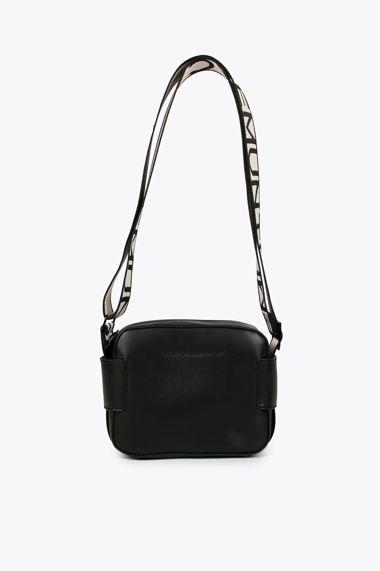 Lola Casademunt Bandolera con asas logotipadas
