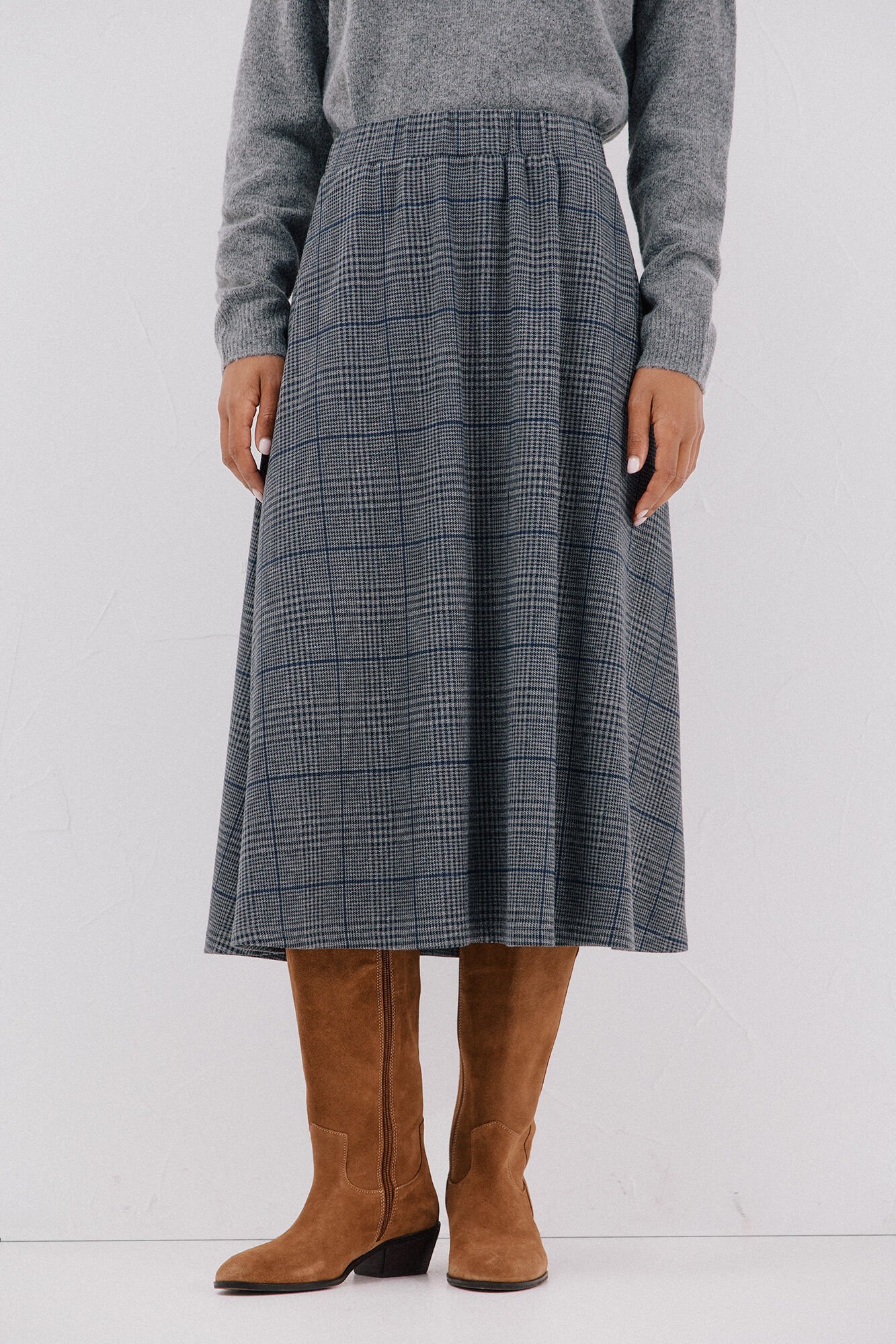 Cortefiel Flared jersey-knit skirt