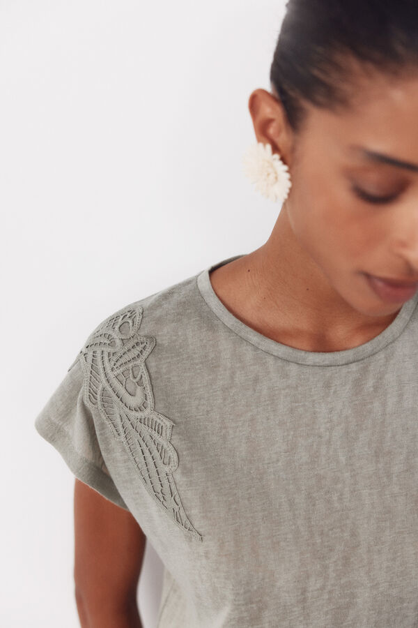 Cortefiel Linen -effect patchwork t-shirt Kaki