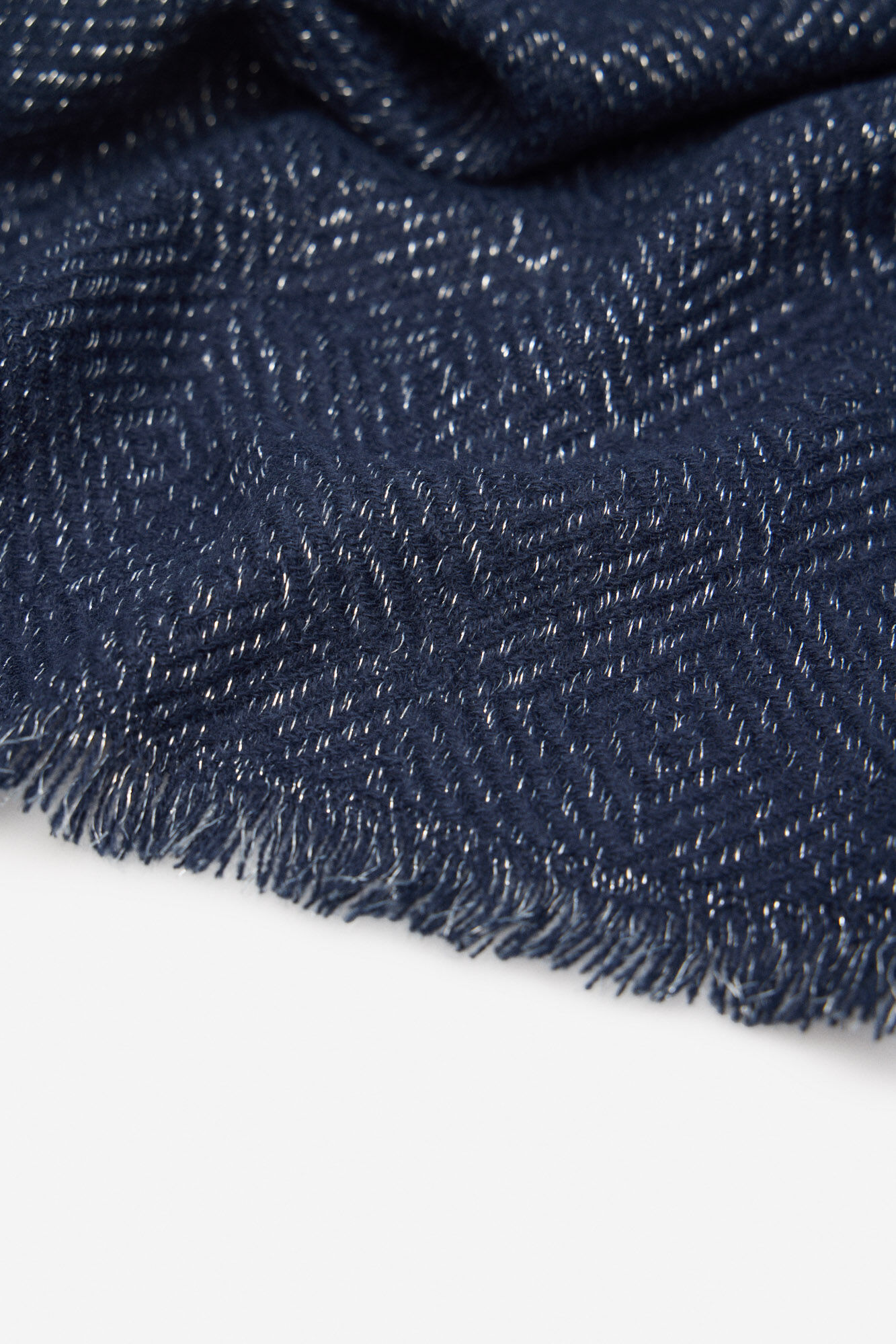 Cortefiel Lurex textured scarf