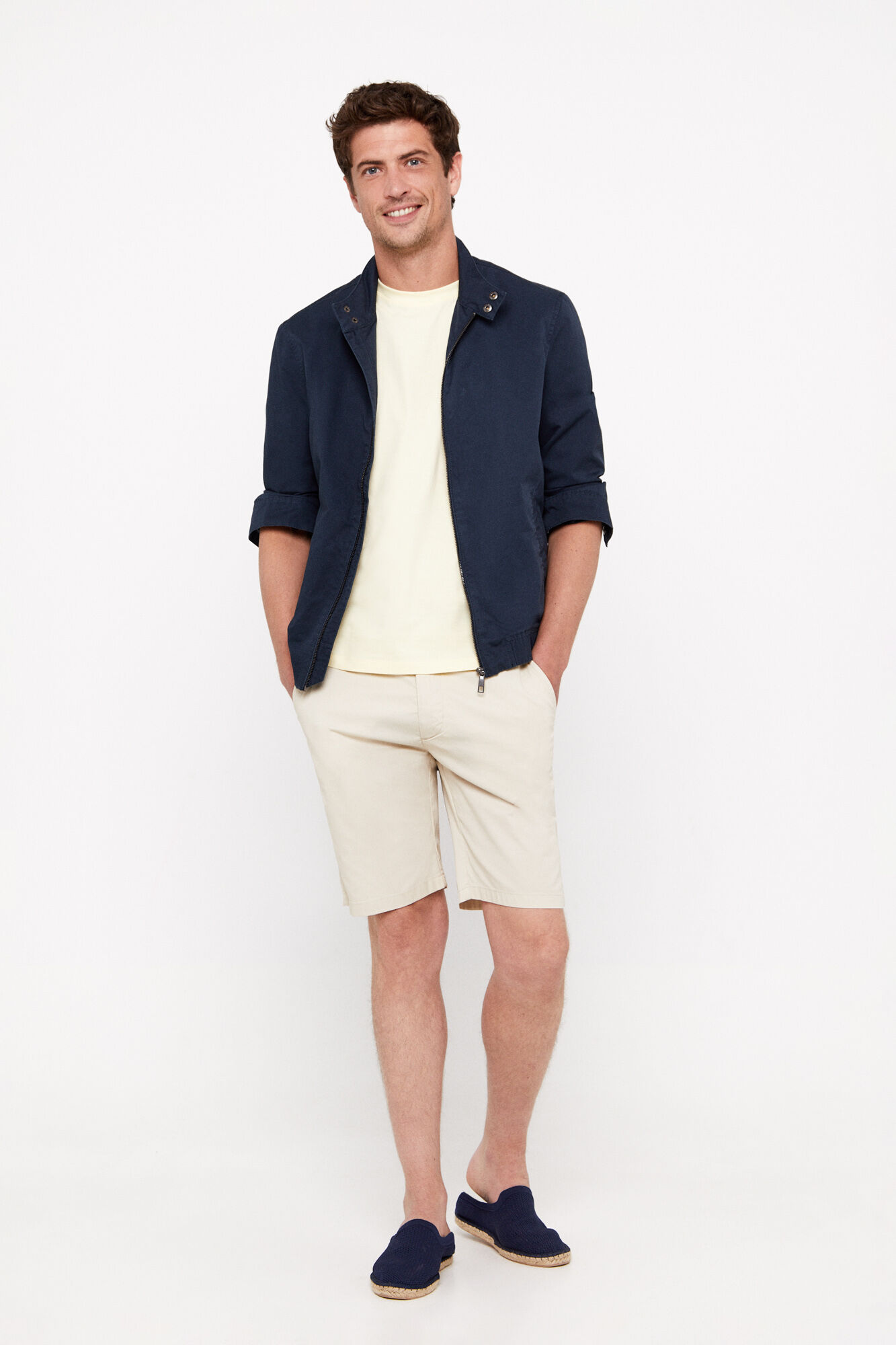 Lightweight Bermuda shorts