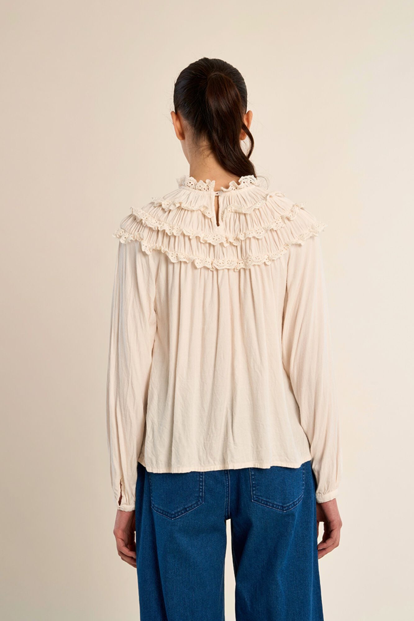 Molly Bracken Blusa de manga comprida com folhos