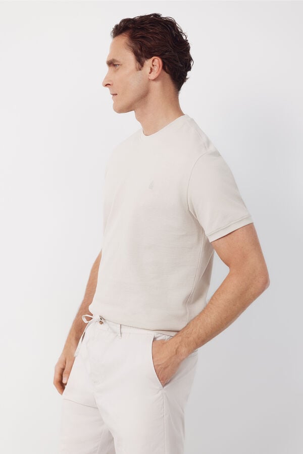 Cortefiel Piqu&eacute; basic T-shirt Beige