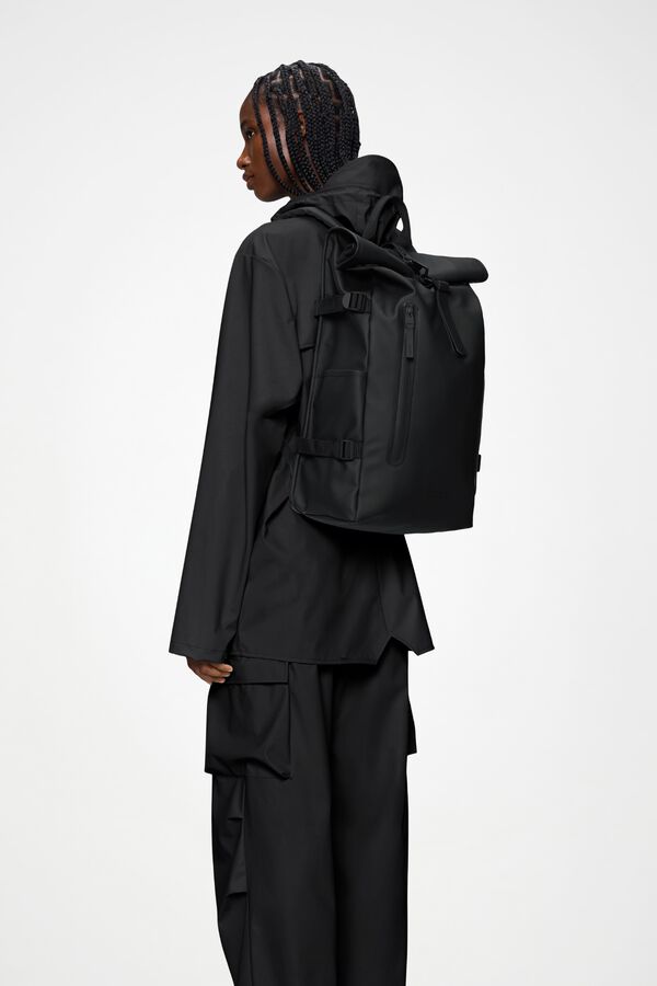 Rains Mochila rolltop grande imperme&aacute;vel Preto
