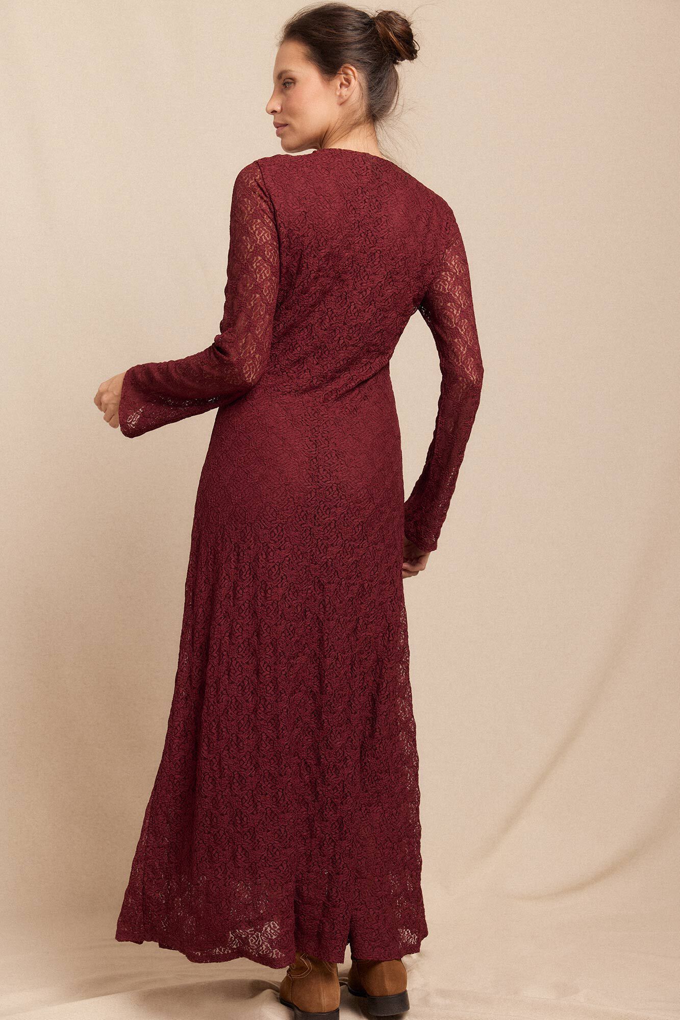 Slowlove Vestido de renda de manga comprida